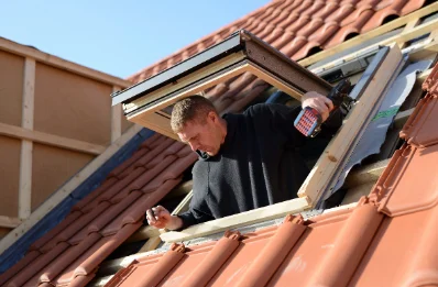 Pose de fenêtres de toit Velux aux Châtelliers-Notre-Dame